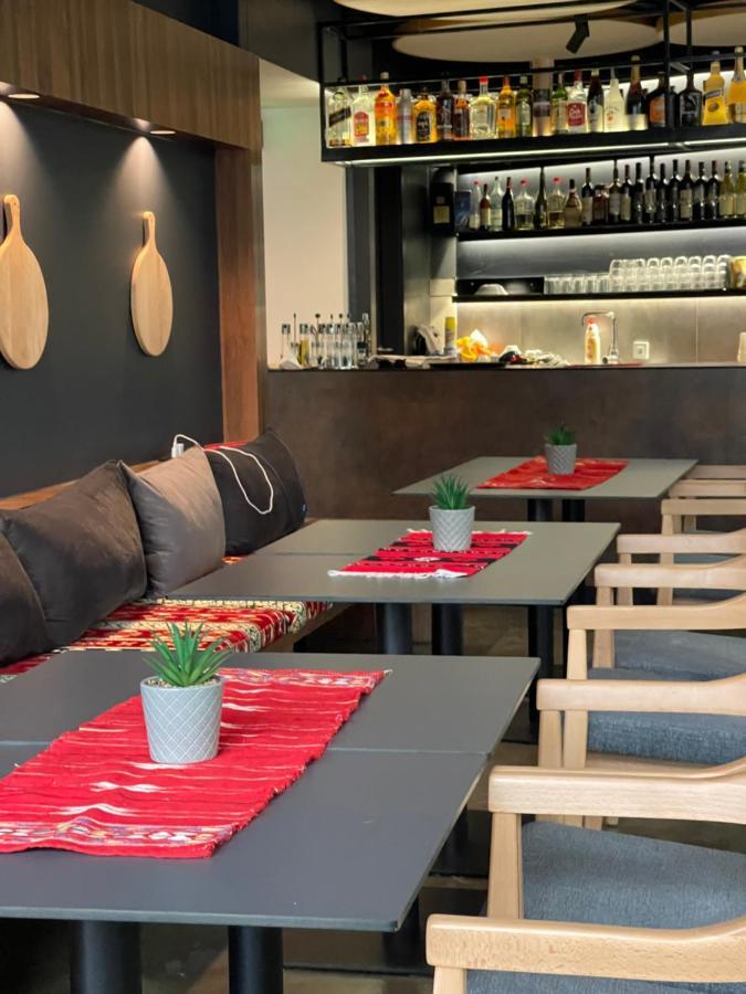 Etnomania Boutique Hotel Priština Exteriér fotografie